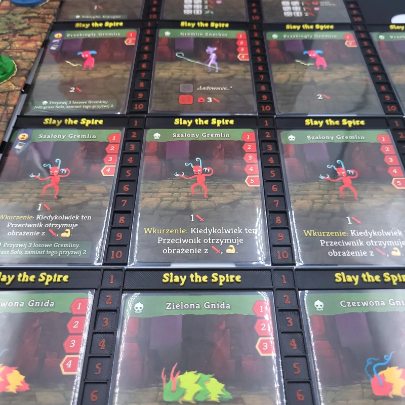 slay-the-spire-organizer-stolu.jpg