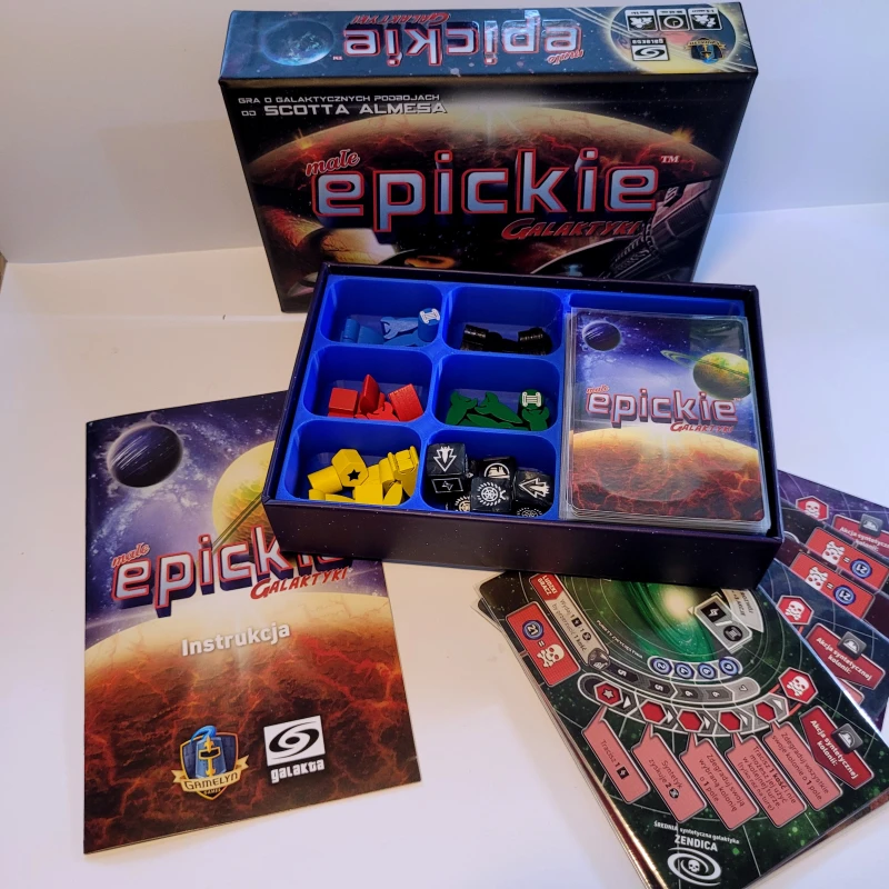 male-epickie-galaktyki-insert-do-gry.jpg