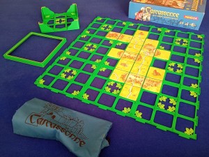 kafle-zielone-z-listkiem-carcassone.jpeg