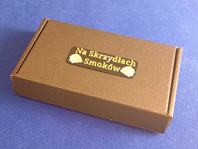 na-skrzydlach-smokow-pudeleczko.jpeg
